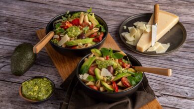 Avocado Pasta with chorizo, olives and avo pesto - 25 AUG