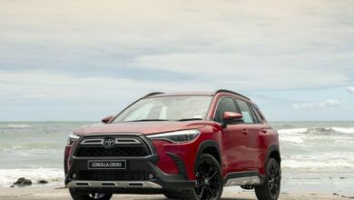 CorollaCross_X-over_01