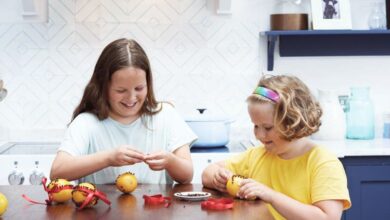 Creative crafts perfect for girlie playdates