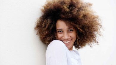 Curly hair main