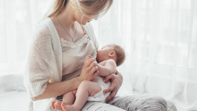 How to get a good breastfeeding latch
