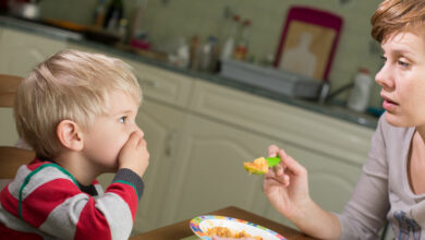 How to handle common toddler food struggles