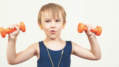 Is it safe for kids and teens to exercise with weights?
