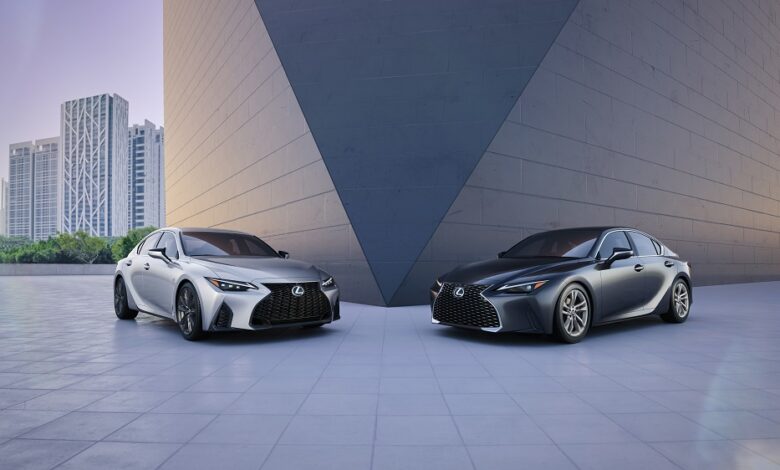 Lexus IS