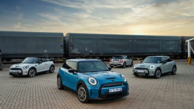 P90436317_highRes_mini-hatch-and-conve