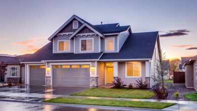 pexels-binyamin-mellish-186077 (1)