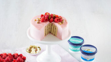 Rose and raspberry gateau - 29 AUG