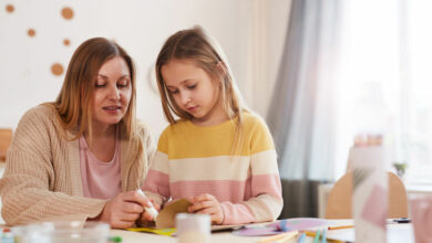 Stimulate your child’s imagination with these fun crafts