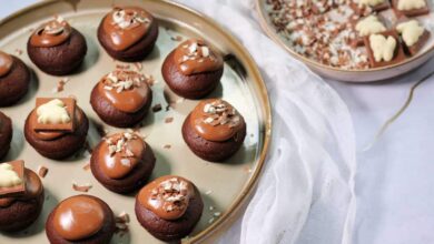 Top deck mud cakes - SUNDAY 16 MAY