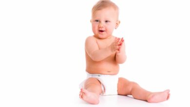 Top signs that your baby is ready to sit