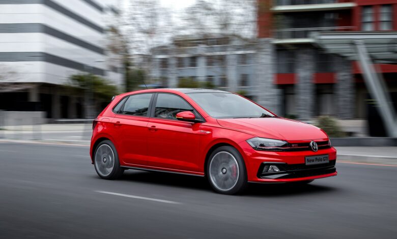 volkswagen-polo-gti_driving-001_1800x1800