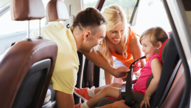 Ways to keep your kids safe while travelling by car