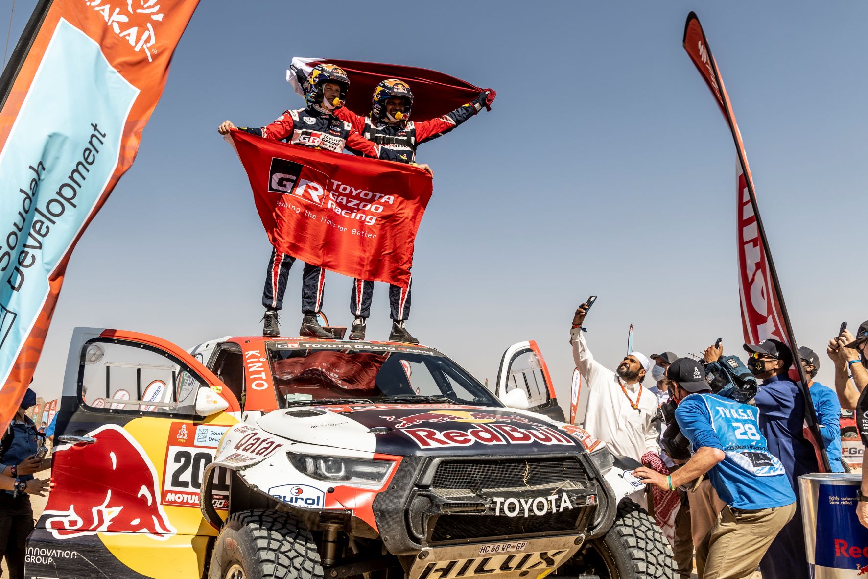 A South African manufactured GR DKR Hilux T1+ has been crowned the winning manufacturer at the inaugural World Rally-Raid Championship (W2RC)_Small
