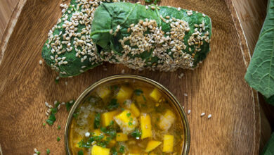 Pumpkin leaf chicken dumplings