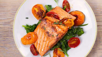 Balsamic-glazed sesame salmon