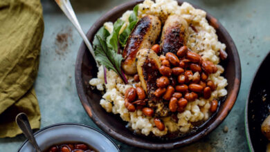 Pork bangers with samp and beans