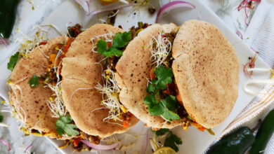 Meat-free Monday: Soya mince and Asian stir-fry pitas