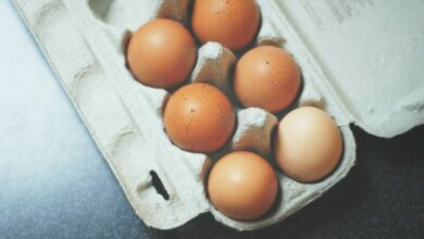 six eggs in a tray