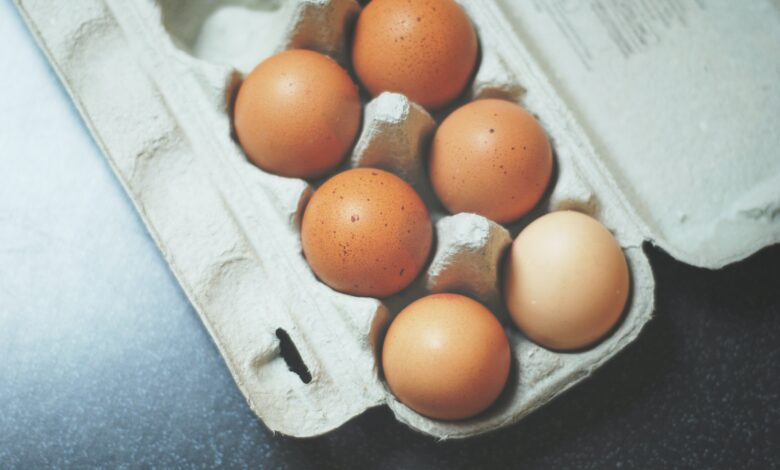 six eggs in a tray