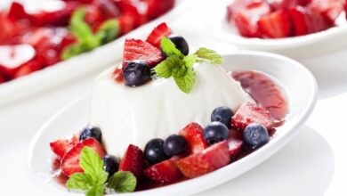 Fluffy mousse cakes with fresh berries