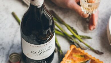 Asparagus quiche with cheddar crust paired with Savignon Blanc