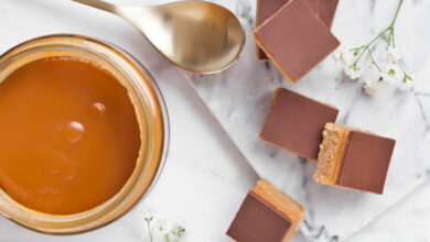 Yummy caramel and biscuit shortcake bites