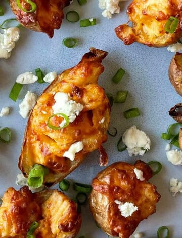 Spice up your appetisers with mini buffalo chicken tato skins