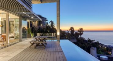 Super luxury home sales boom, Joburg buyers pay more for Cape Town houses_Head Road, Fresnaye
