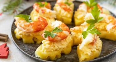 Shrimp and cheese mashed potato bites