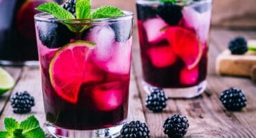 Easy-to-make blackberry and lime bourbon cocktail recipe