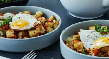 Easy sautéed breakfast potatoes topped with fried egg