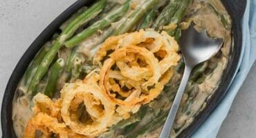 Crispy onion and green bean bake