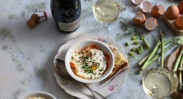Eggs in pots (oeufs en cocotte) recipe