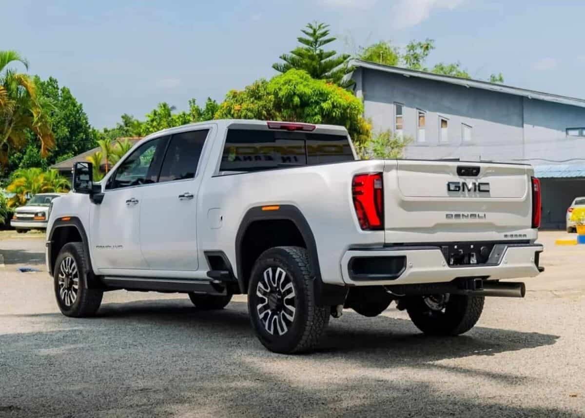 Sierra 2500 HD back view