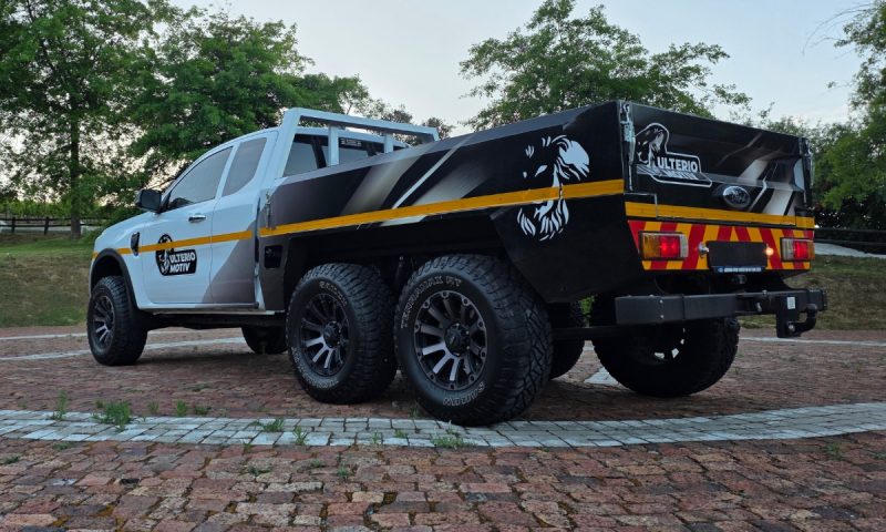 Ulterio Motiv six wheel Ford Ranger seen from the back