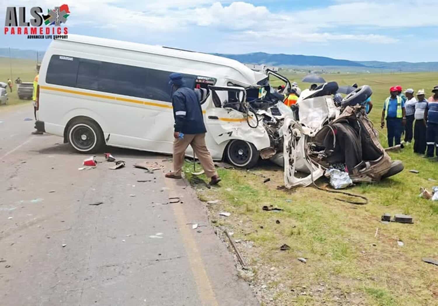 JUST IN: 9 dead in horror Eastern Cape crash | Network News