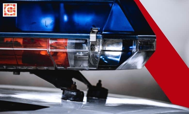 A featured image with emergency lights