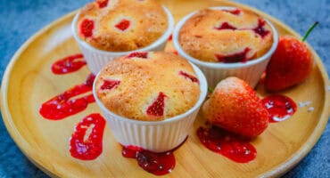 Strawberry swirl vanilla cupcakes recipe