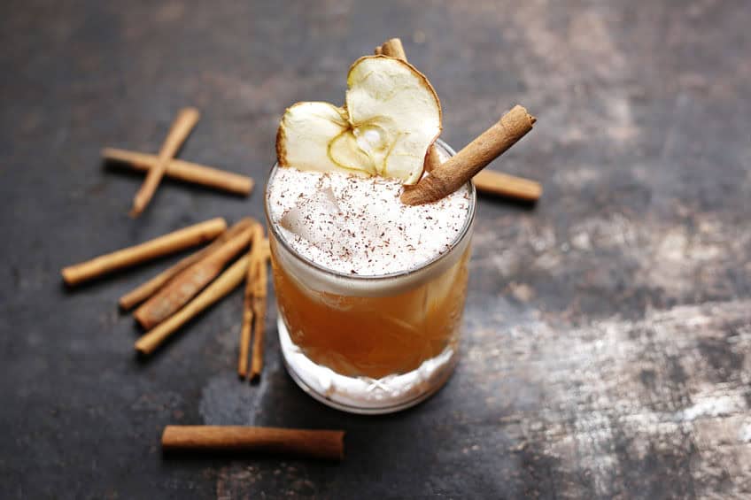 Honey, cinnamon and apple whisky sour