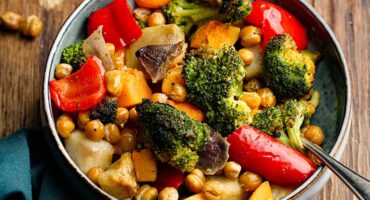 Hearty chickpea veggie bowl with smoky paprika
