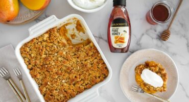 Golden mango honey crumble with rolled oats and coconut
