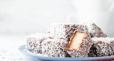 Classic chocolate lamingtons