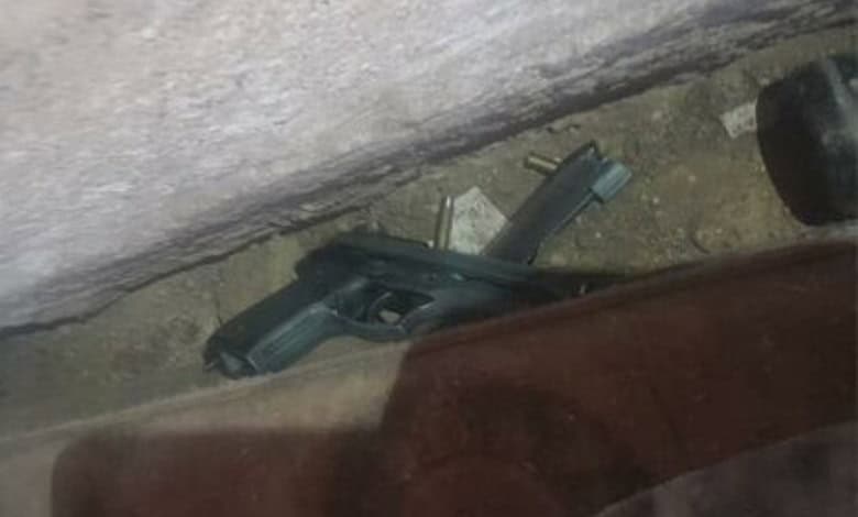 1 injured as police bust illegal mining operation on Elandsvlei farm