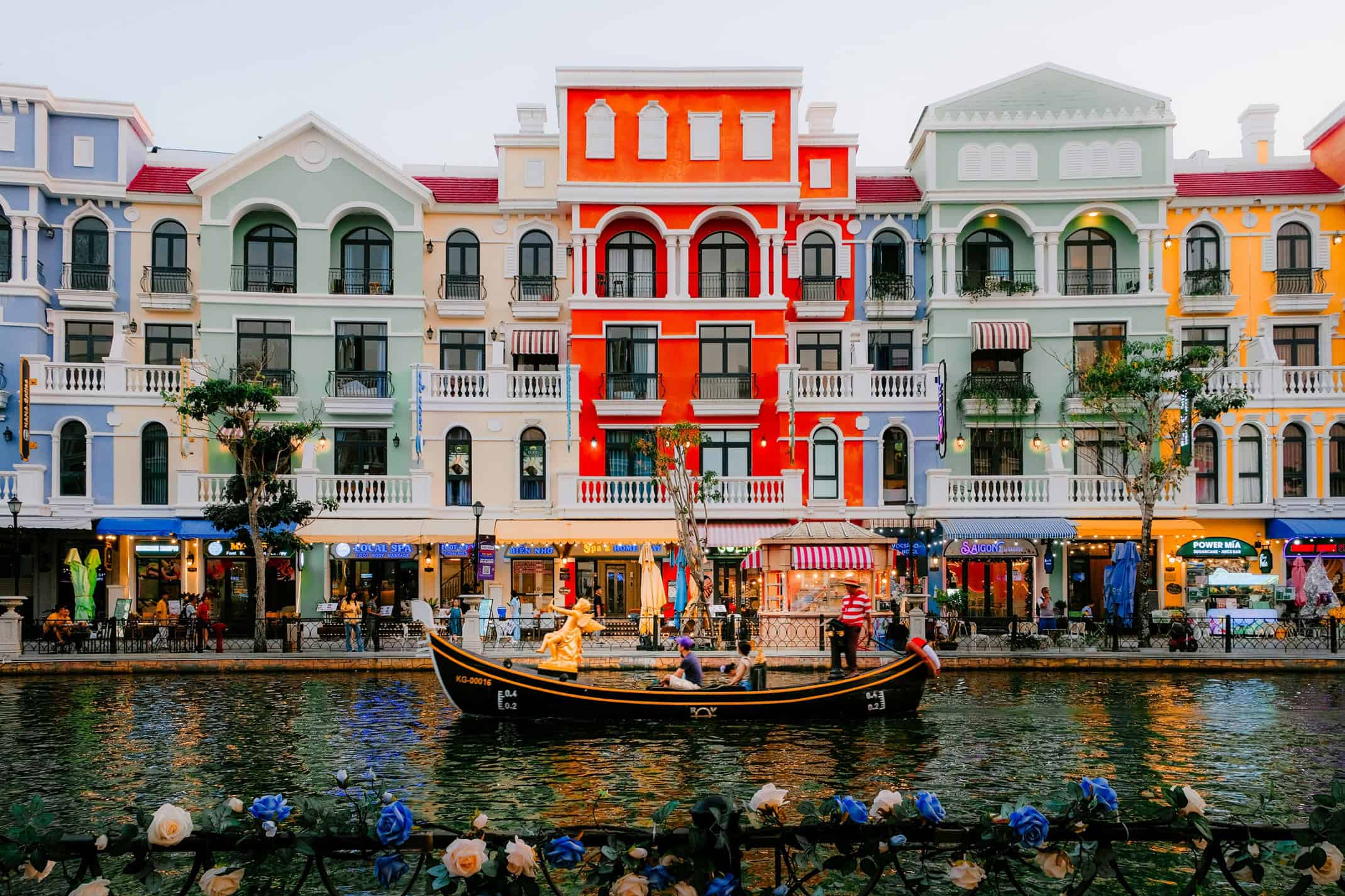 visiting-vietnam-your-guide-to-the-north-central-and-south-in-a