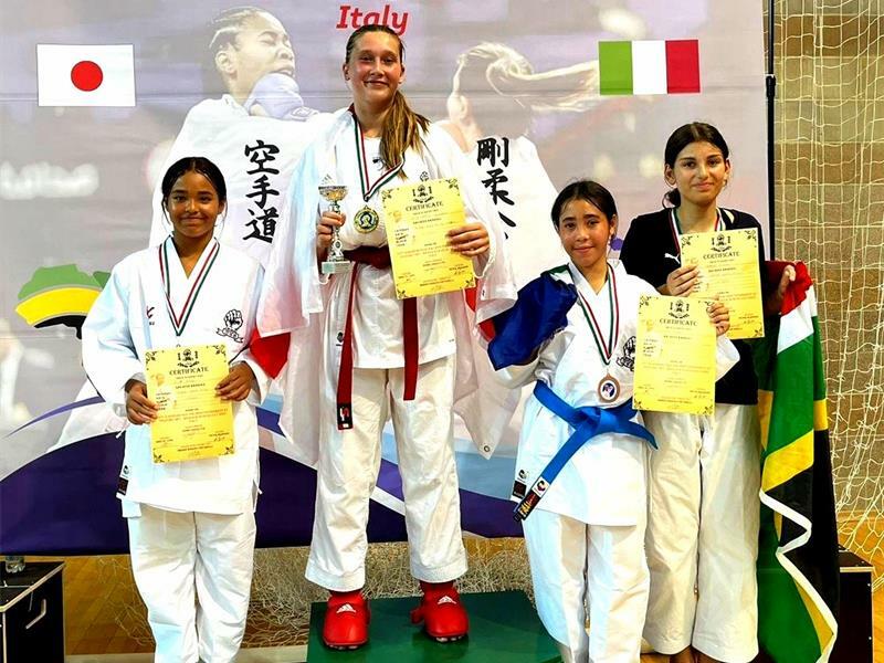 31BESCHOOLITALY_56328