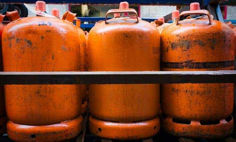 “Consumers hold the key to addressing illegal refilling through their purchasing decisions. By making informed choices, they can protect themselves and their families from harm.