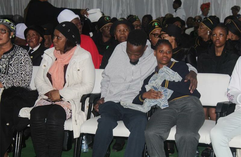 The memorial service was organised by Jozi FM in collaboration with the office of Councillor Phelelani Sindani, bringing the community together to offer comfort to the family of Mathonsi.