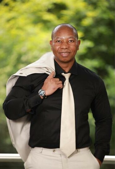 Thanks to Dr Zwelibanzi Zondo’s compassion and Clinix Tshepo Themba Hospital’s support, a patient now stands taller and stronger after life-altering spinal surgery.