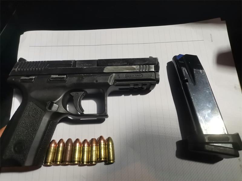 A routine tip-off in Eldorado Park turned into a major firearms bust when police discovered a suspect carrying illegal weapons and ammunition.