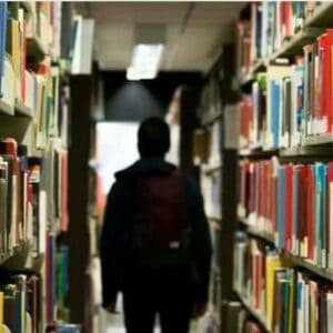 More than 213 000 online applications were submitted within hours of the GDE admissions portal launching, with over 40 000 users accessing the site before the 08:00 start.